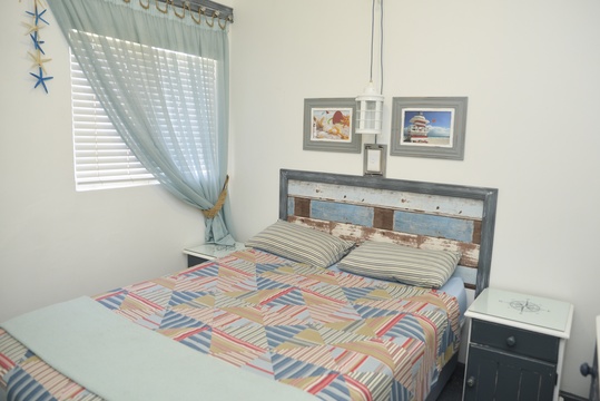 Suidersee Apartment 5- Bedroom 